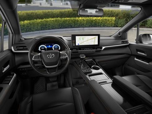 New 2026 Toyota Sienna XLE Woodland Edition image 19