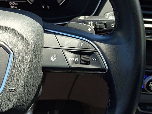 Used 2022 Audi Q5 e Premium AWD/4WD image 22
