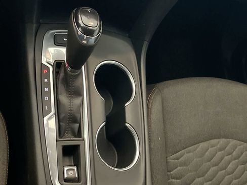 Used 2020 Chevrolet Equinox LT image 20