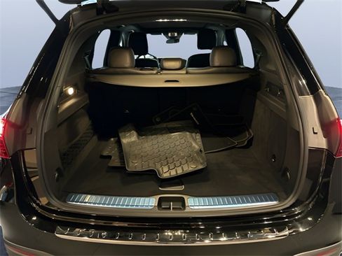 Used 2026 Mercedes-Benz GLE 63 AMG S image 9