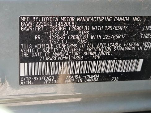 Used 2021 Toyota RAV4 XLE w/ Carpet Mat Package (TMS) AWD/4WD image 11