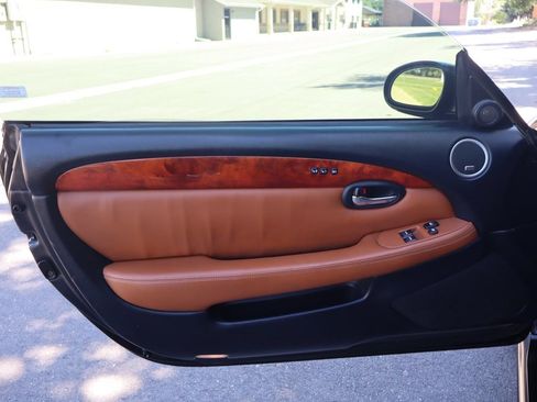 Used 2002 Lexus SC 430 Convertible RWD image 21