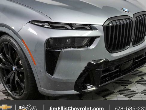 Used 2025 BMW X7 xDrive40i w/ M Sport Package AWD/4WD image 40
