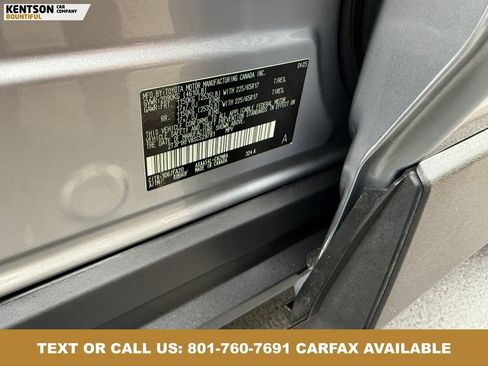 Used 2025 Toyota RAV4 XLE AWD/4WD image 35