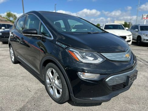 Used 2017 Chevrolet Bolt LT FWD image 4