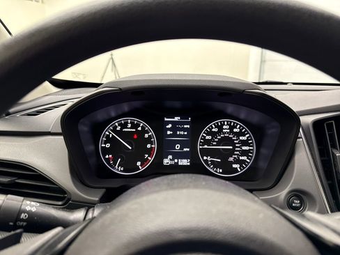 Used 2025 Subaru Crosstrek 2.0i Premium image 16