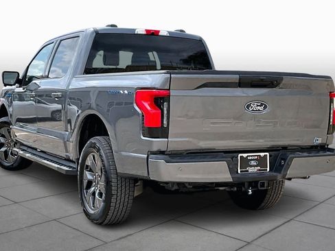 Used 2025 Ford F150 Lightning Flash image 11
