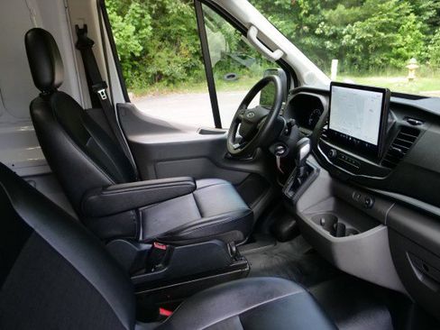 Used 2022 Ford Transit 350 148 High Roof AWD image 28