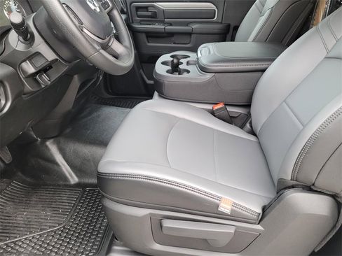 New 2024 RAM 5500 Tradesman image 15