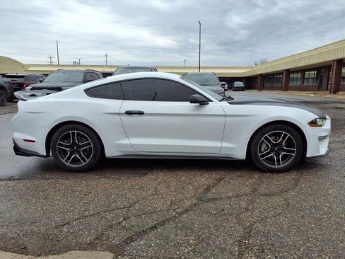 Used 2020 Ford Mustang Premium image 6