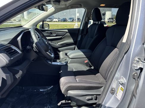 Used 2023 Subaru Ascent Premium w/ Convenience Package image 17