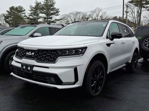 Used 2023 Kia Sorento SX image 2