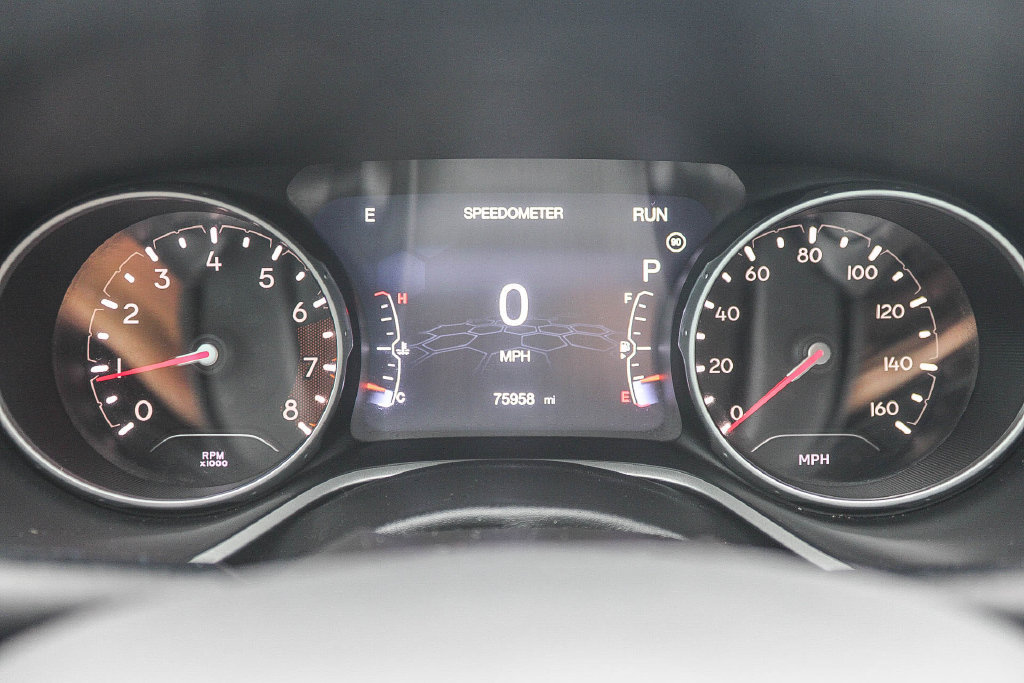Used 2019 Jeep Compass Latitude w/ Popular Equipment Group FWD image 27