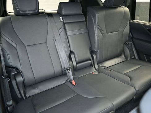 New 2026 Lexus LX 600 4WD w/ Luxury Package image 27