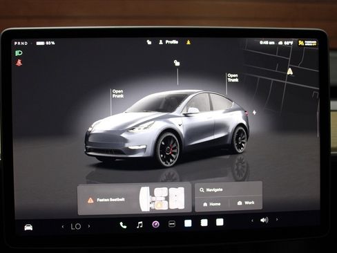 Used 2022 Tesla Model Y Performance image 23