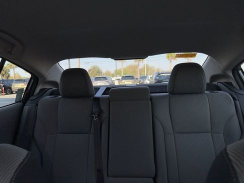 Used 2023 Subaru Legacy Premium image 9