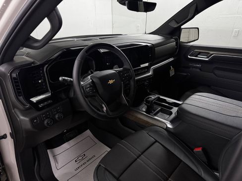 New 2026 Chevrolet Silverado 1500 High Country AWD/4WD image 21