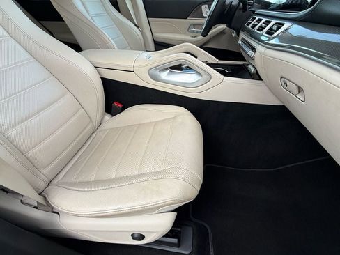 Used 2021 Mercedes-Benz GLE 450 4MATIC image 10