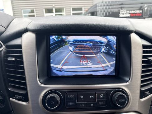 Used 2017 GMC Yukon Denali w/ Open Road Package AWD/4WD image 17