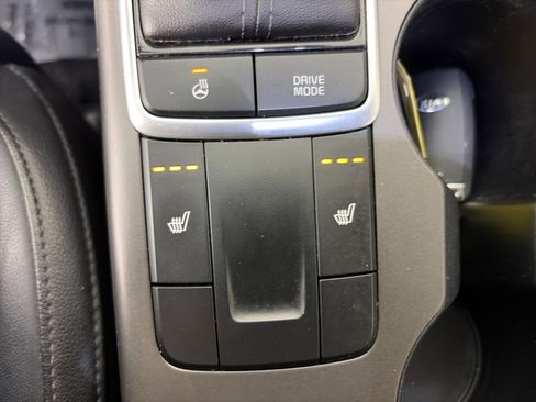 Used 2020 Kia Optima SE image 25