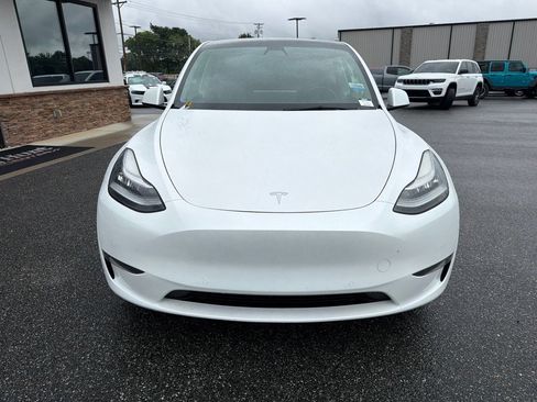 Used 2021 Tesla Model Y Long Range AWD/4WD image 9
