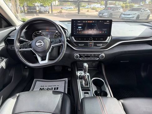 Used 2024 Nissan Altima 2.5 SR w/ SR Premium Package AWD/4WD image 27