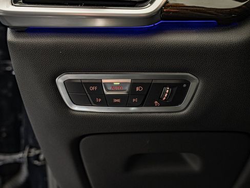 Used 2023 BMW X5 xDrive40i w/ M Sport Package image 19