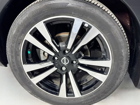 Used 2020 Nissan Kicks SV image 38