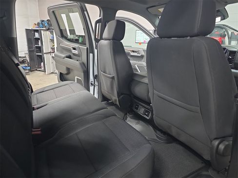 Used 2023 GMC Sierra 1500 Elevation image 11