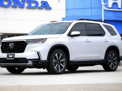 Used 2025 Honda Pilot Elite