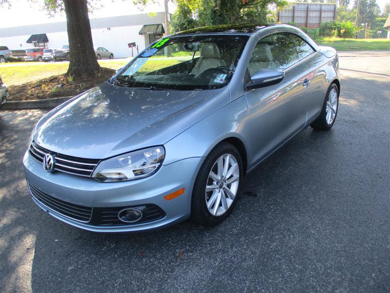 Used 2013 Volkswagen Eos Komfort FWD image 17