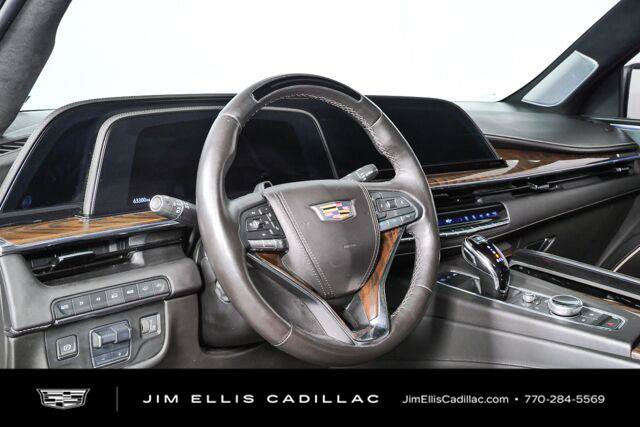 Used 2023 Cadillac Escalade ESV Sport Platinum w/ LPO, ONYX Package AWD/4WD image 4