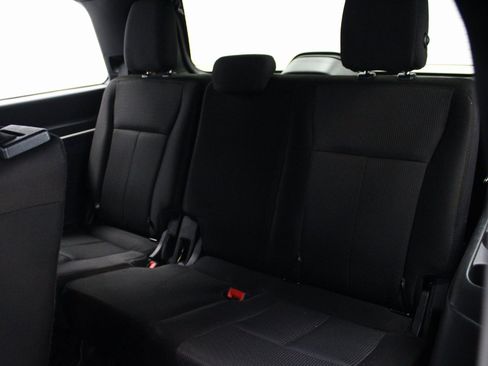 Used 2020 Ford Expedition XLT image 24