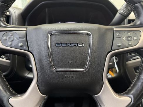 Used 2015 GMC Sierra 2500 Denali w/ Suspension Package, Off-Road AWD/4WD image 22