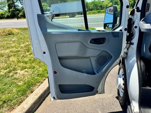 Used 2015 Ford Transit 350 156 DRW w/ Exterior Upgrade Package RWD image 12