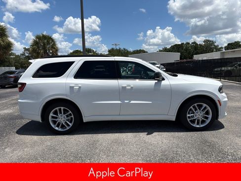 Used 2024 Dodge Durango GT RWD image 3