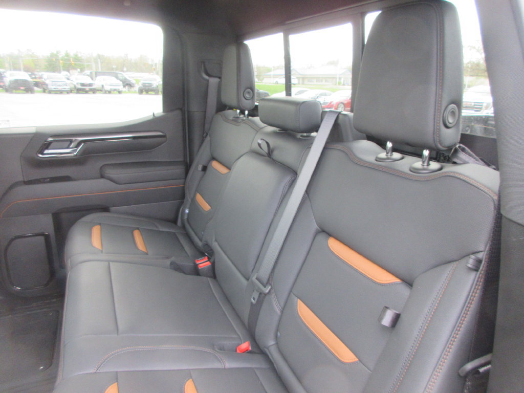 New 2026 GMC Sierra 1500 AT4 w/ AT4 Premium Package AWD/4WD image 17