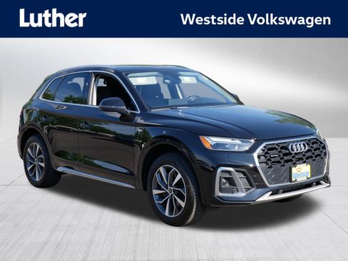 Used 2023 Audi Q5 2.0T Premium w/ Convenience Package AWD/4WD image 1