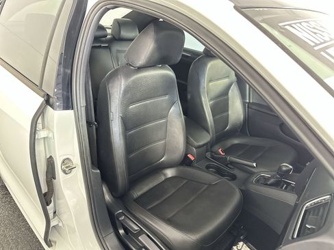 Used 2018 Volkswagen Jetta Sport image 31