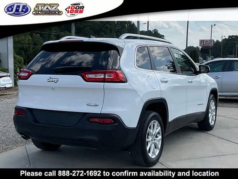 Used 2018 Jeep Cherokee Latitude FWD image 7