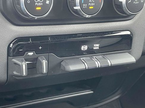 Used 2024 RAM 3500 Big Horn image 5