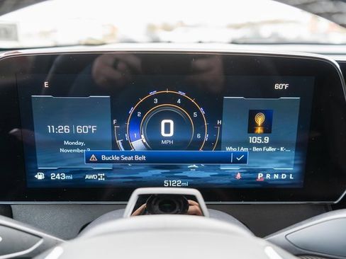 Used 2025 Chevrolet Traverse High Country image 25