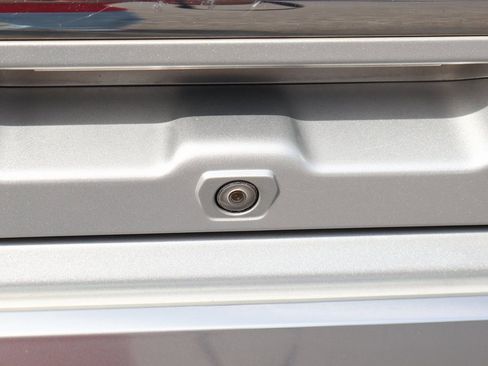 Used 2016 Ford F150 Platinum w/ Equipment Group 701A Luxury image 54