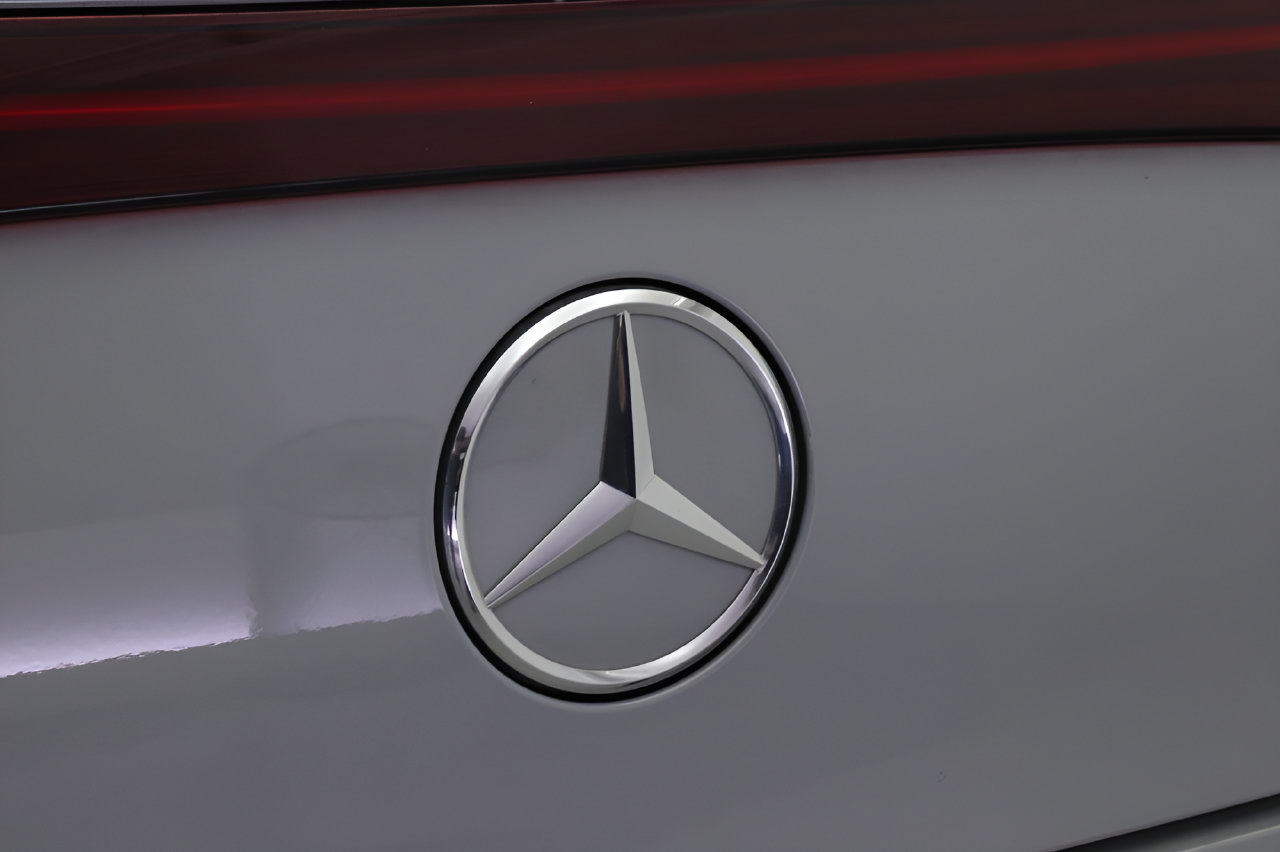 Certified 2023 Mercedes-Benz EQE 350+ Sedan image 20