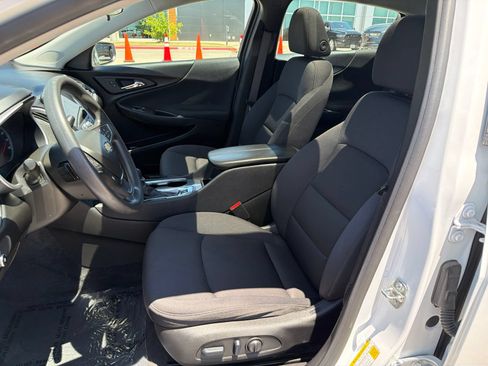 Used 2024 Chevrolet Malibu LT FWD image 14