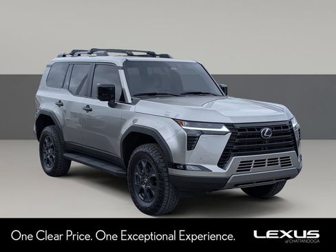 Used 2025 Lexus GX 550 image 1