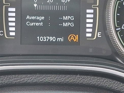 Used 2019 Jeep Cherokee Latitude Plus image 21