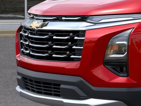 New 2026 Chevrolet Equinox LT w/ Safety and Technology Package FWD image 21