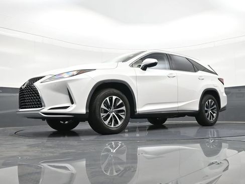 Used 2020 Lexus RX 350L Premium w/ Premium Package image 24
