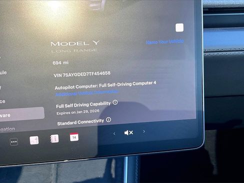 Used 2026 Tesla Model Y 2WD image 13